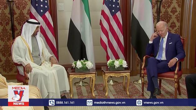 Tổng thống Mỹ gặp lãnh đạo Arab: Gặp gỡ và đối thoại giữa Tổng thống Mỹ và các lãnh đạo Arab đã góp phần vào việc cải thiện mối quan hệ giữa hai bên. Sự chia sẻ ý kiến và sự đồng tình là một bước tiến lớn trong việc xây dựng hòa bình và ổn định ở khu vực Trung Đông.