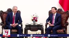 Phó Thủ tướng Lê Minh Khái tiếp cựu Thủ tướng Anh, Chủ tịch Viện TBI
