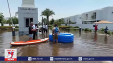 Dubai khắc phục hậu quả sau trận lụt lịch sử