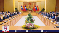 Thủ tướng Phạm Minh Chính tiếp Thủ tướng Lào