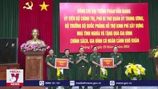 Quân uỷ Trung ương - Bộ Quốc phòng thăm, tặng quà tại tỉnh Quảng Trị