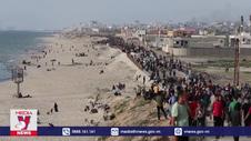 Liên hợp quốc phân phối hàng viện trợ nhân đạo qua đường biển ở Gaza