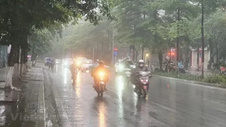 Thời tiết 15/4: Bắc Bộ và Nam Bộ​ có mưa và dông
